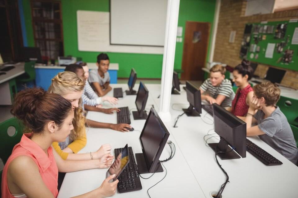 Μαθήματα υπολογιστών για παιδιά
